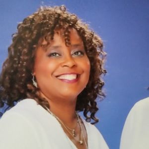 Meet your Posher, Danita